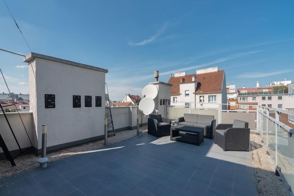 Grosse Terrasse, Klimaanlage Und U-Bahn Naehe Apartamento Viena Exterior foto