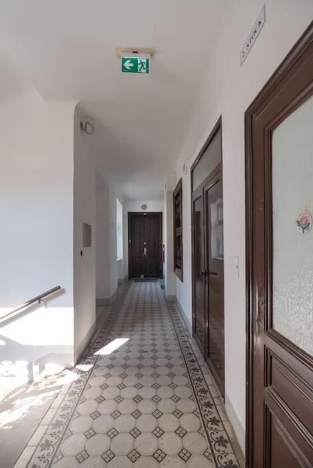 Grosse Terrasse, Klimaanlage Und U-Bahn Naehe Apartamento Viena Exterior foto